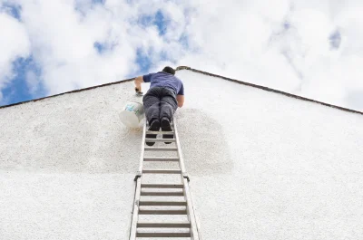 Peinture extérieure à Erquery — façades et ravalement